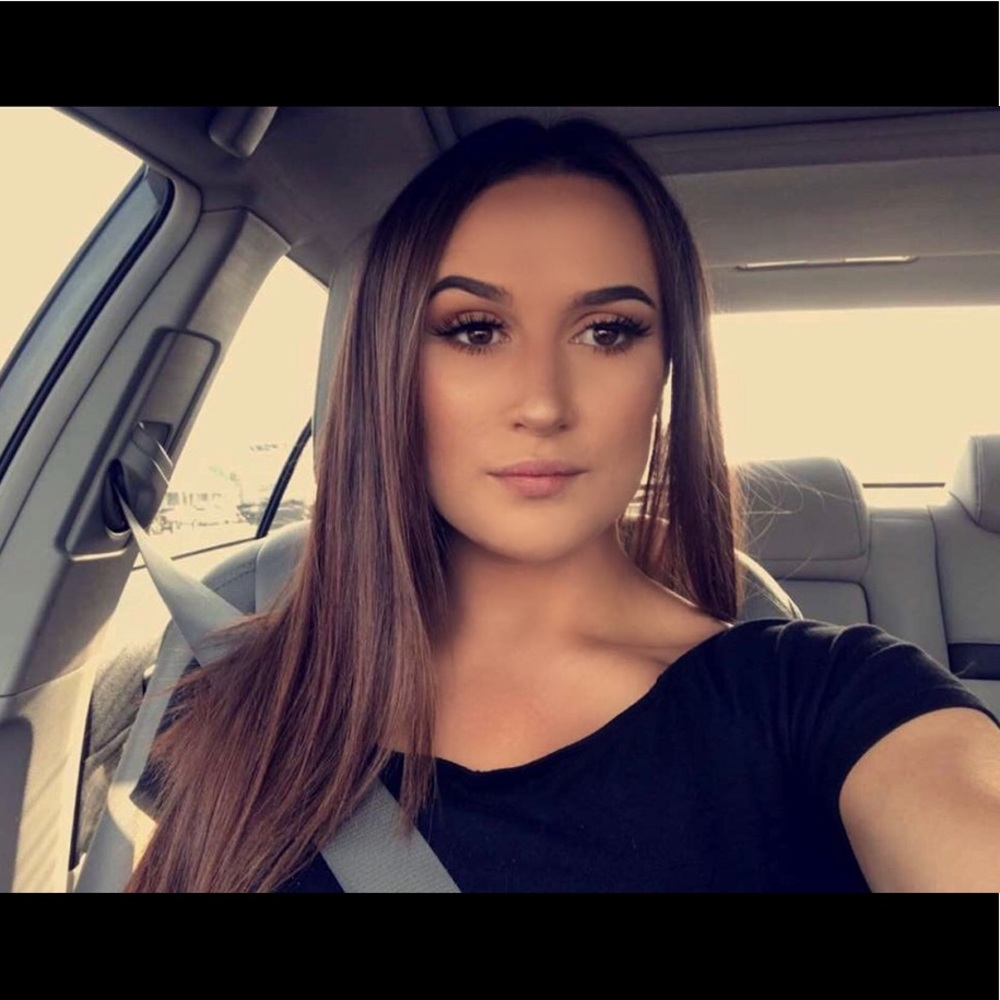 Meet your Posher, Theresa